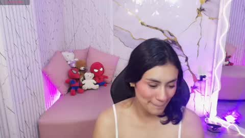 Snapshot of peachy_tay chatting on 05.11.26 peachy_tay online show from 05.11.26