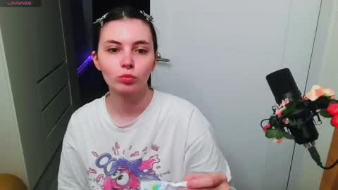 Snapshot of peachybabe__ chatting on 05.10.26 Peachy online show from 05.10.26