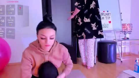 Kate online show from 02.28.26