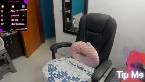 Tangerine Penaut online show from 02.05.26