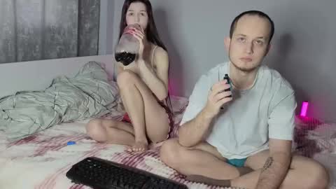 Snapshot of pearl_couple chatting on 02.09.26 Rina and Max online show from 02.09.26