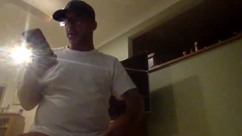 Snapshot of pedro________8 chatting on 02.18.25 pedro________8 online show from 02.18.25
