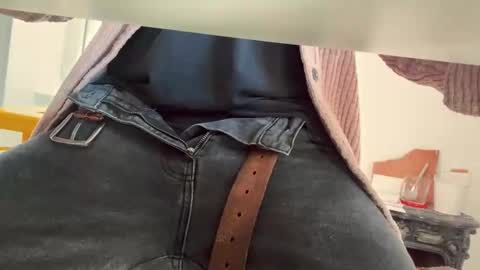 Snapshot of pedroserrano2000 chatting on 02.26.26 PedrOO OO online show from 02.26.26