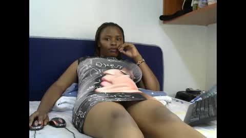 Snapshot of peekyshams chatting on 02.09.25 peekyshams online show from 02.09.25