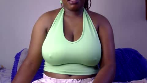 Snapshot of peekyshams chatting on 01.14.26 peekyshams online show from 01.14.26