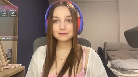 Snapshot of peepapa chatting on 07.21.26 Luna Vale online show from 07.21.26