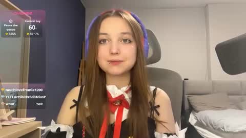 Snapshot of peepapa chatting on 07.22.26 Luna Vale online show from 07.22.26