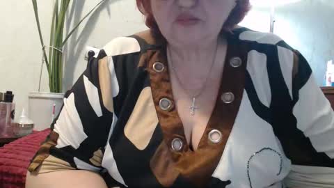 Snapshot of peggysoft chatting on 04.17.26 PeggySoft online show from 04.17.26