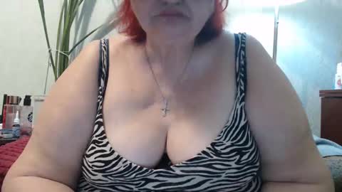 Snapshot of peggysoft chatting on 05.01.26 PeggySoft online show from 05.01.26