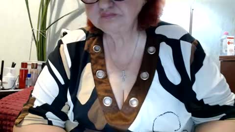 Snapshot of peggysoft chatting on 06.19.26 PeggySoft online show from 06.19.26