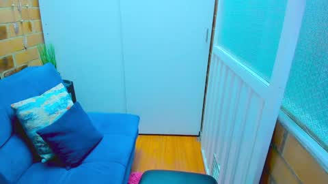 Penelope online show from 02.05.25