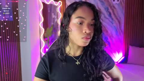 Snapshot of penelope_tay chatting on 07.13.26 penelope online show from 07.13.26