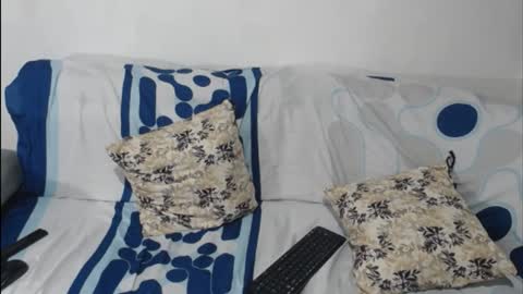 independent model online show from 12.26.24