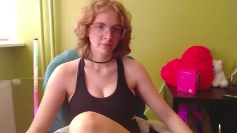 Snapshot of penny_lust chatting on 06.26.26 Penny online show from 06.26.26