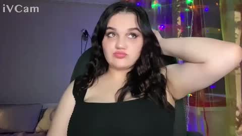 Snapshot of penny_perry chatting on 12.28.24 penny_perry online show from 12.28.24