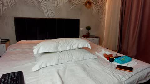 Snapshot of pennysquirts chatting on 05.19.26 Maria online show from 05.19.26