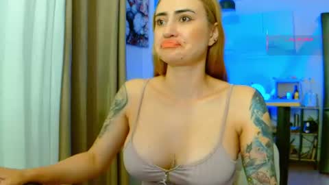 Hi Im Penelope  better vibrations  1111 online show from 06.24.26