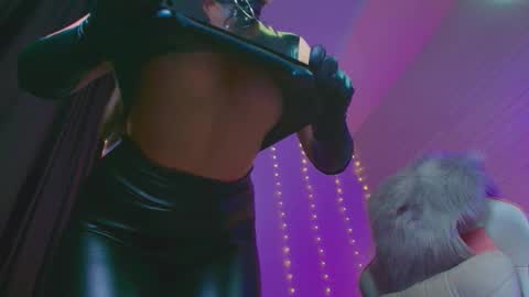 Dia  online show from 02.13.26