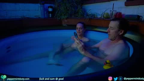 Peppermint and Dusty  online show from 01.01.25