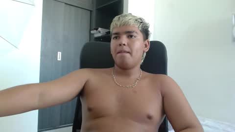 Snapshot of percibal_junior1 chatting on 01.23.25 percibal_junior1 online show from 01.23.25