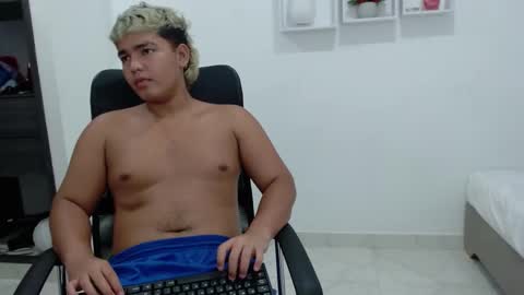 Snapshot of percibal_junior1 chatting on 01.26.25 percibal_junior1 online show from 01.26.25