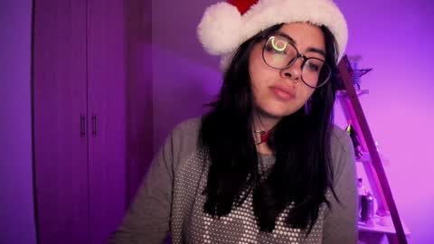 Sarah Ana Banana online show from 12.13.24