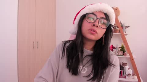 Sarah Ana Banana online show from 12.14.24