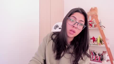 Sarah Ana Banana online show from 12.27.24