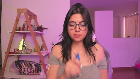 Sarah Ana Banana online show from 01.14.25