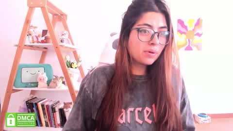 Sarah Ana Banana online show from 01.14.26