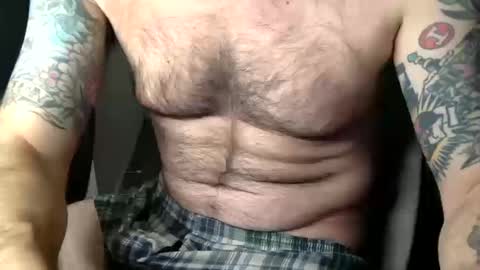 Snapshot of perfectfit1990 chatting on 10.10.25 perfectfit1990 online show from 10.10.25