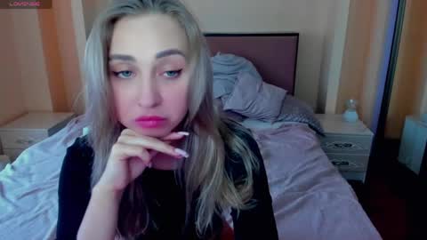 Snapshot of perfectjulia chatting on 04.30.26 Julia online show from 04.30.26