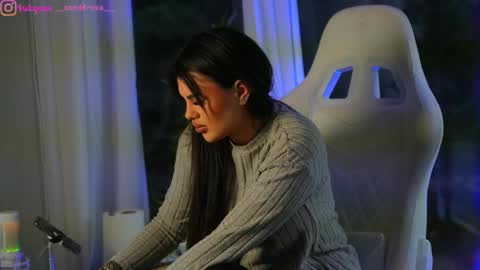 Dee online show from 12.11.24