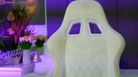 Dee online show from 11.11.25