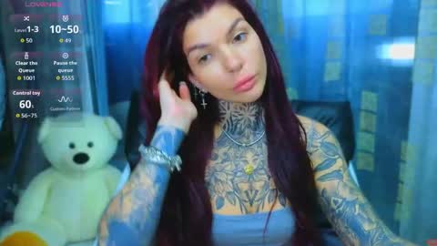 Snapshot of perfecttbaby77n chatting on 05.30.26 Anna online show from 05.30.26