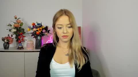 Cindy online show from 11.05.25