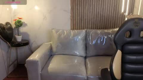 perla_lovely online show from 06.03.26
