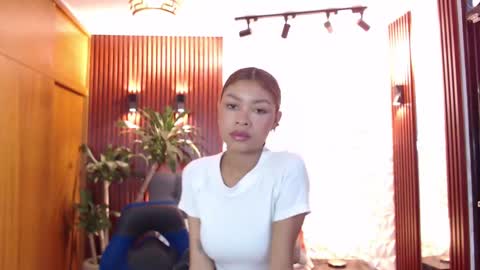 Perla online show from 03.12.25