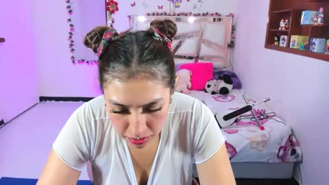 PERLA online show from 11.22.25