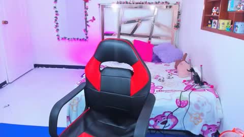 PERLA online show from 12.13.25