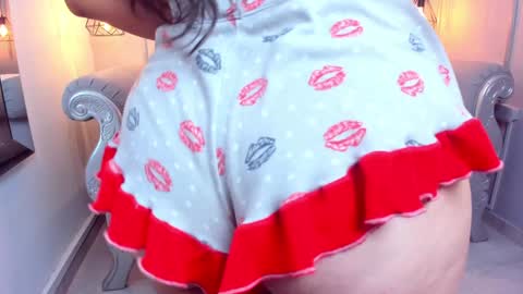 Snapshot of perlapreciosa chatting on 01.23.25 PerlaPreciosa online show from 01.23.25