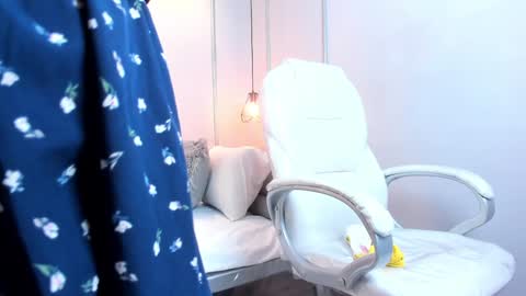 Snapshot of perlapreciosa chatting on 01.24.25 PerlaPreciosa online show from 01.24.25
