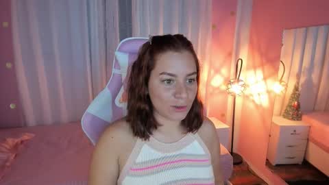 Snapshot of persefone_saira chatting on 12.21.25 Marie online show from 12.21.25