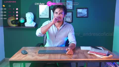 andres    online show from 01.08.25