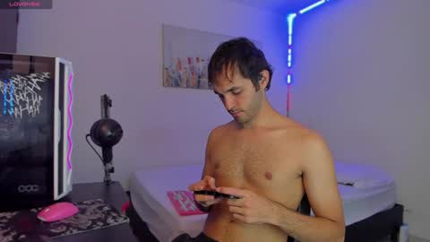 Snapshot of persival_2 chatting on 12.24.24 persi online show from 12.24.24