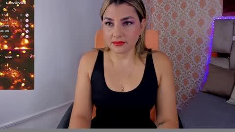 Isabella   online show from 12.16.24