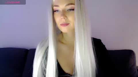 Isabella online show from 12.30.24