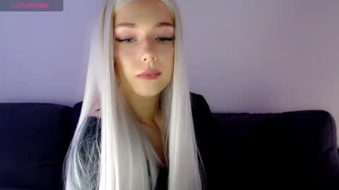Isabella online show from 01.03.25