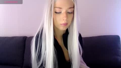 Isabella online show from 02.09.25
