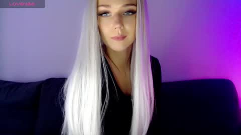 Isabella online show from 02.28.25